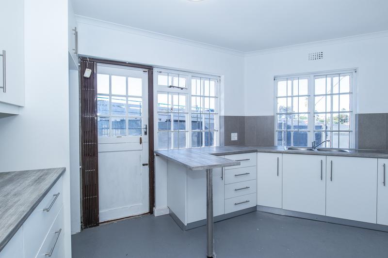 Commercial Property for Sale in Plumstead Western Cape